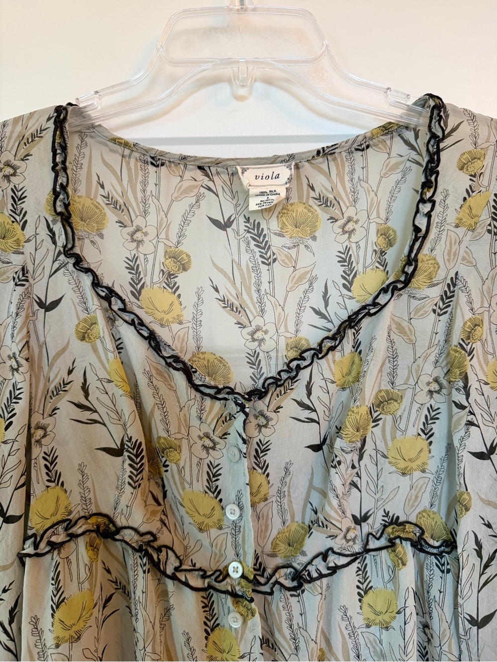 Anthropologie Viola silk Floral Ruffle Button-Front Top — Yellow & Gray Floral
